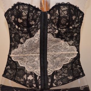 Black & White Lacey Corset Lite